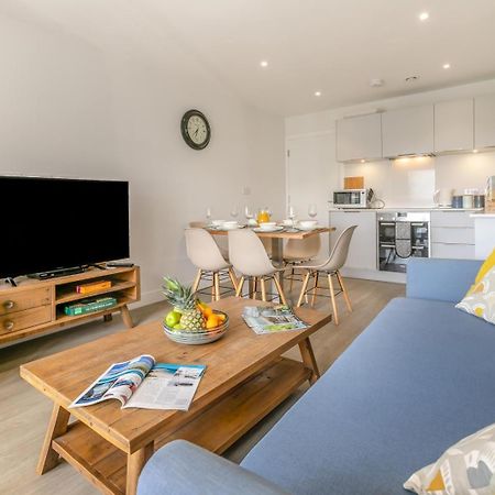 8 Woolacombe West - Luxury Apartment At Byron Woolacombe, Only 4 Minute Walk To Woolacombe Beach! Dış mekan fotoğraf