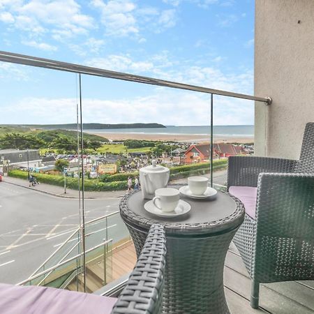 8 Woolacombe West - Luxury Apartment At Byron Woolacombe, Only 4 Minute Walk To Woolacombe Beach! Dış mekan fotoğraf