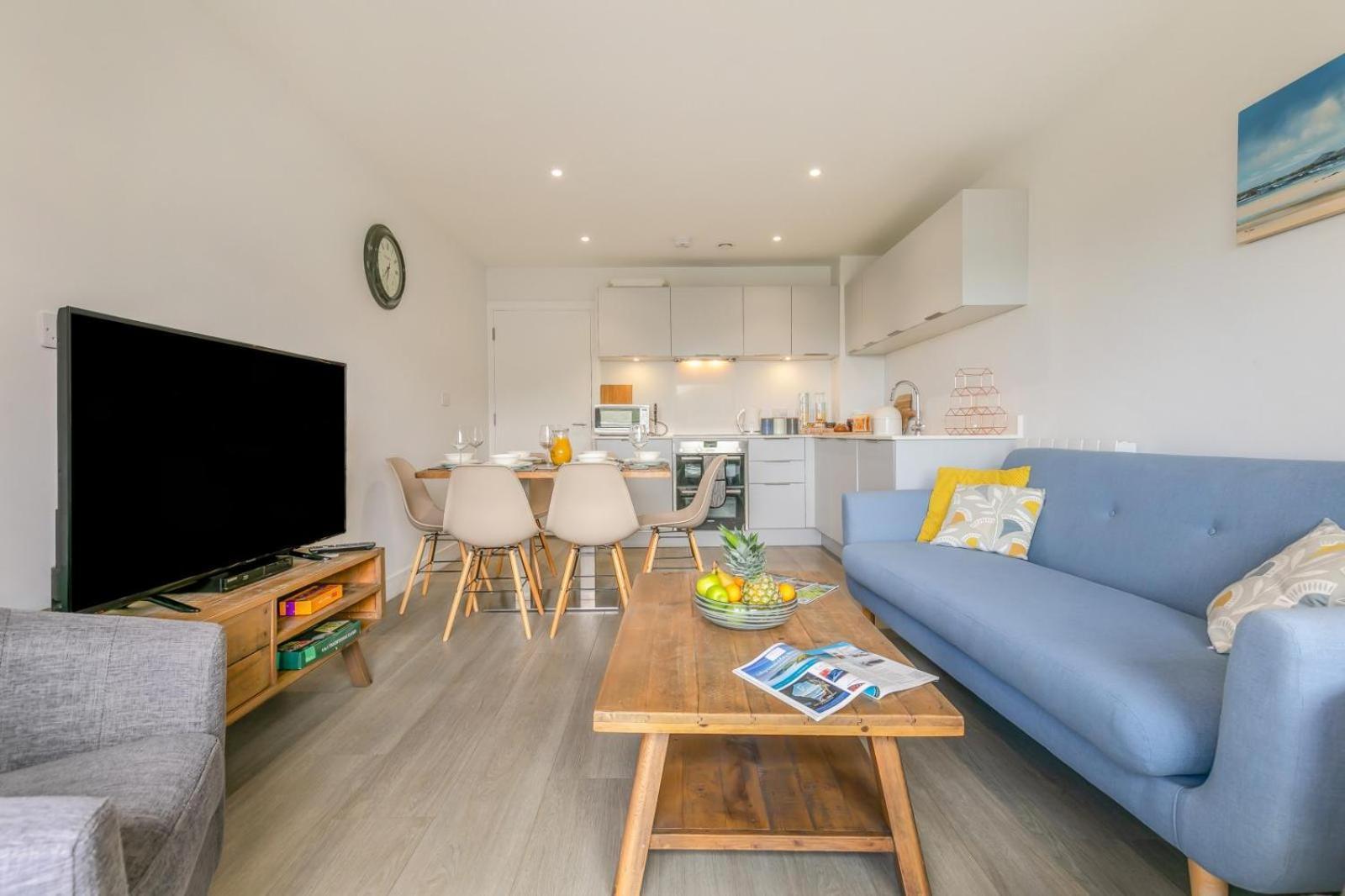 8 Woolacombe West - Luxury Apartment At Byron Woolacombe, Only 4 Minute Walk To Woolacombe Beach! Dış mekan fotoğraf