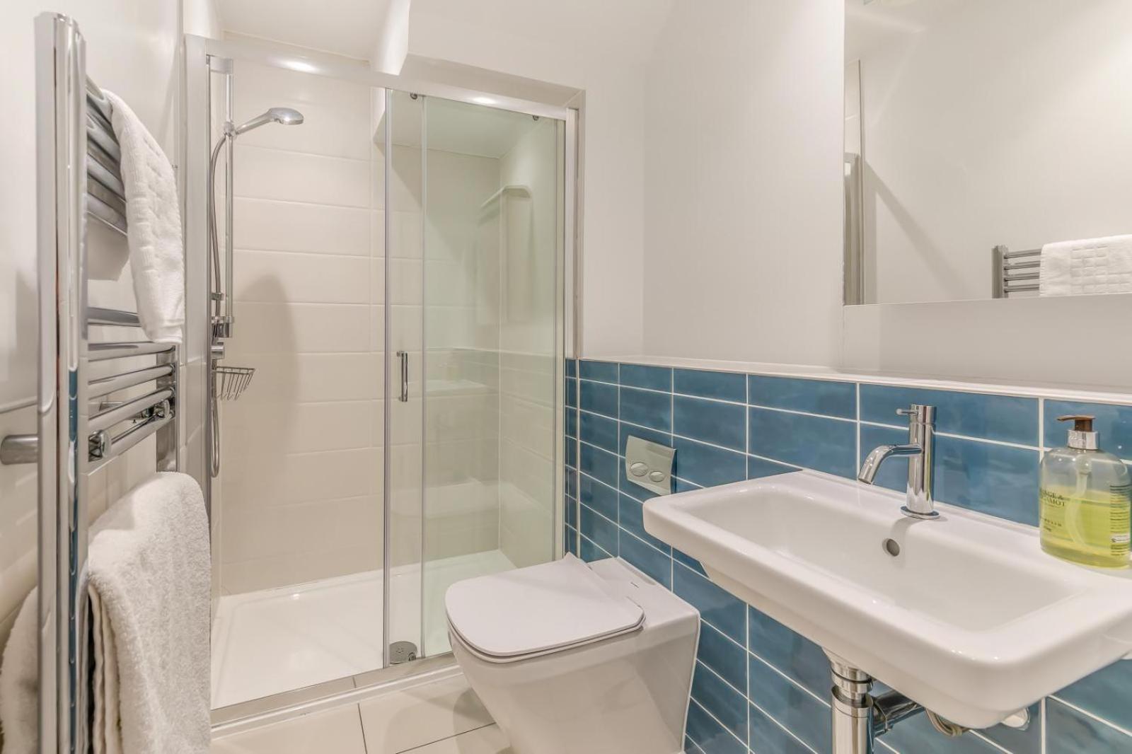 8 Woolacombe West - Luxury Apartment At Byron Woolacombe, Only 4 Minute Walk To Woolacombe Beach! Dış mekan fotoğraf
